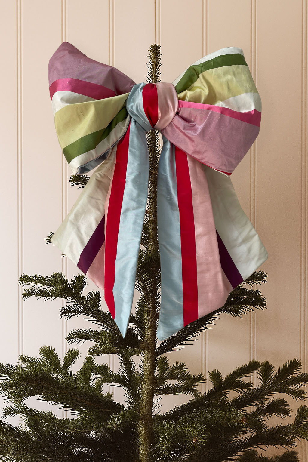 Quilted bow tree topper, multi